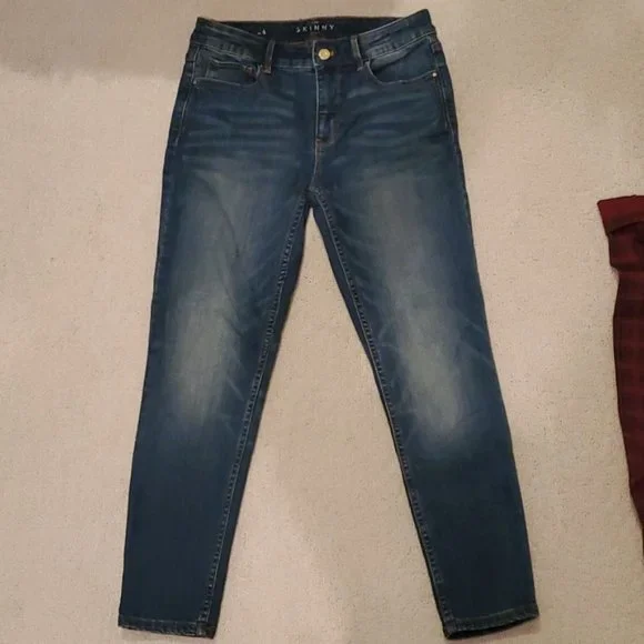NWOT WHBM High Rise Skinny Crop Jeans Size 4 - Picture 6 of 6
